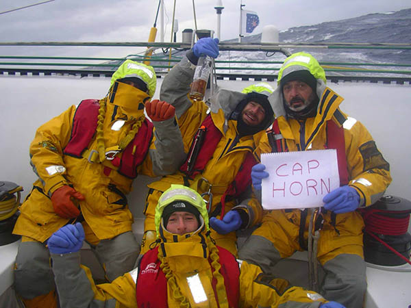 Passage du Cap Horn le 7 avril 2004. Photos du bord.